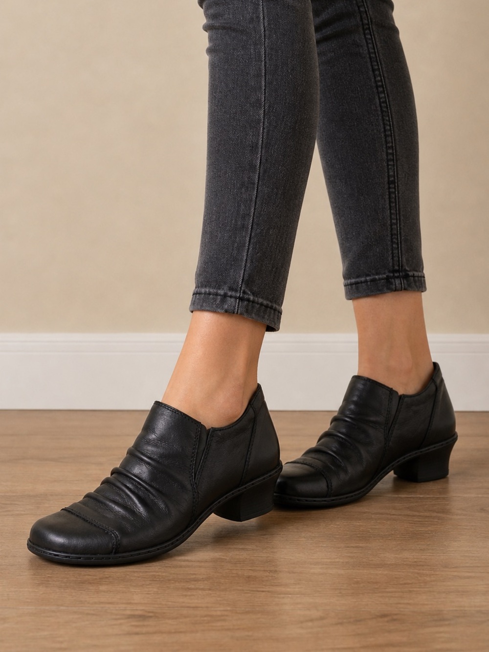Rieker Women's Louise 80s Booties in Black Size 41 or 9.5 US